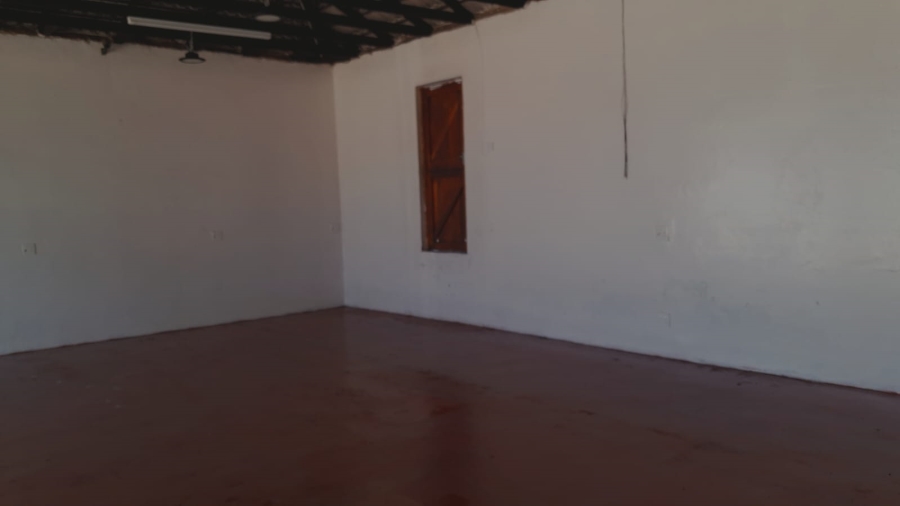 To Let commercial Property for Rent in Amalinda Eastern Cape